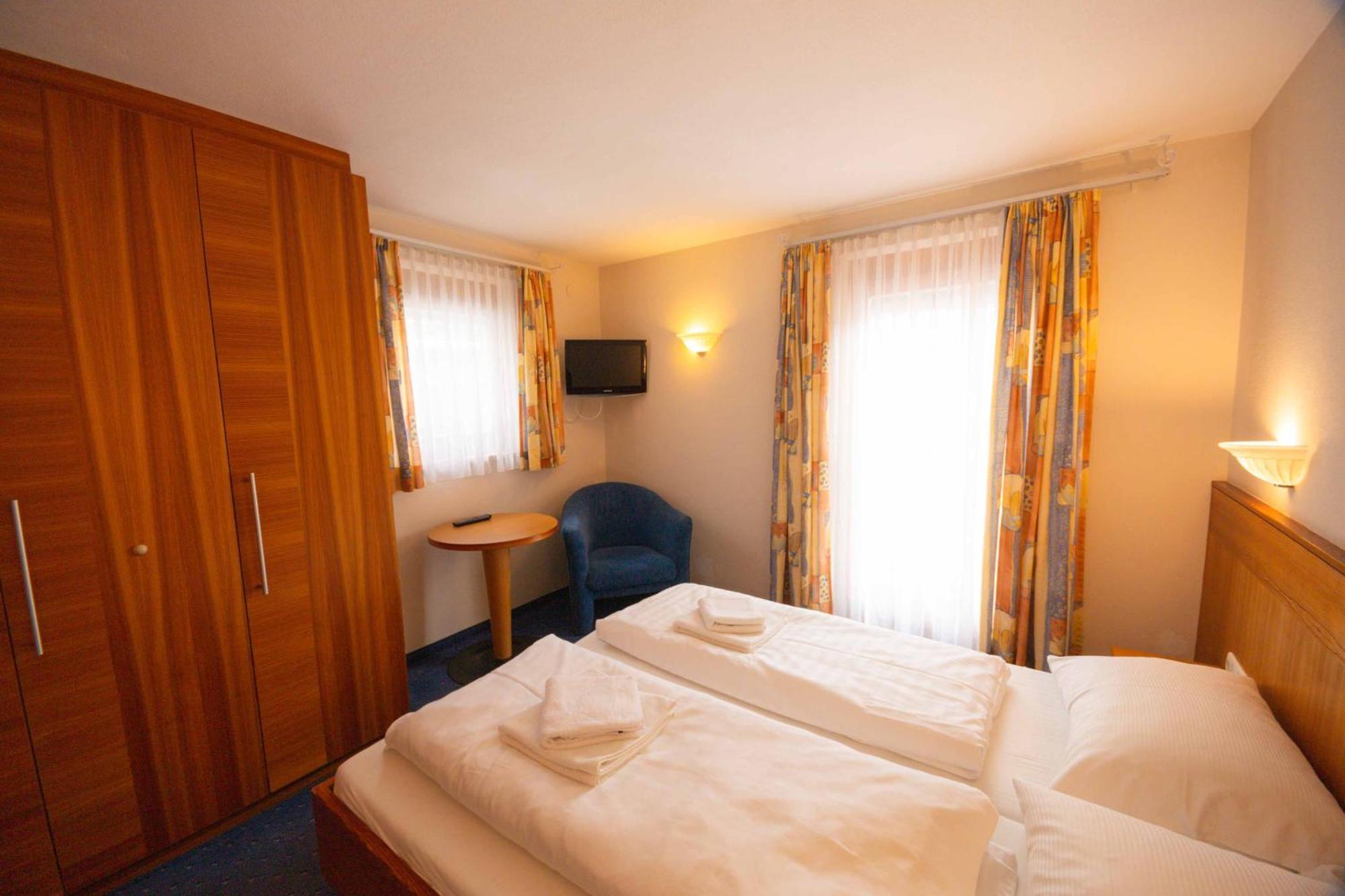 Tirolerhof Hotel Serfaus Room photo